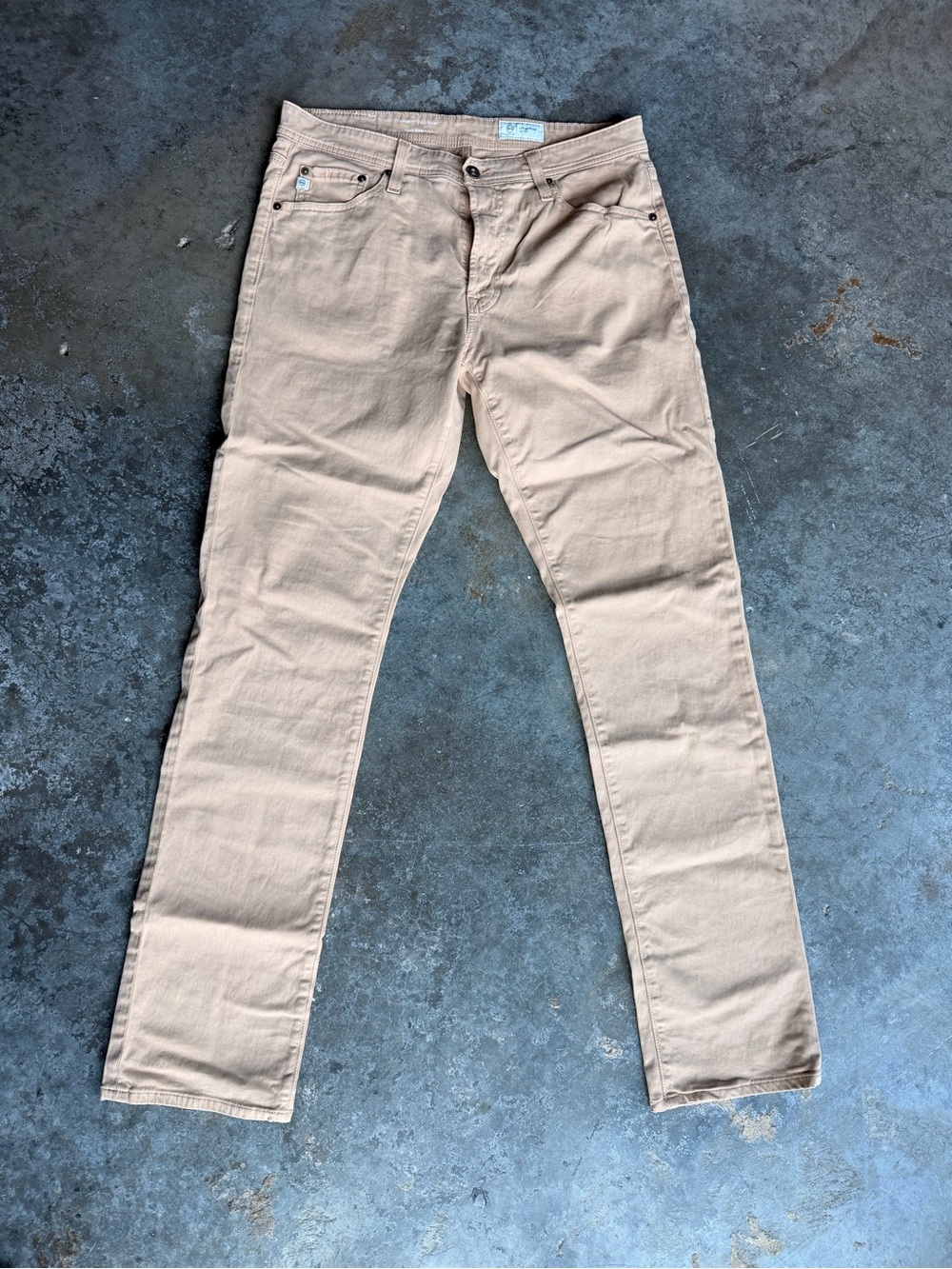 Ag Adriano Goldschmied Slim Straight Jeans in Beige